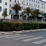 Toby Διαμέρισμα Σπλιτ